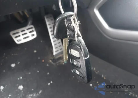 2015 Hyundai Veloster Re:flex z USA, uszkodzony, nr VIN KMHTC6AD4FU219128